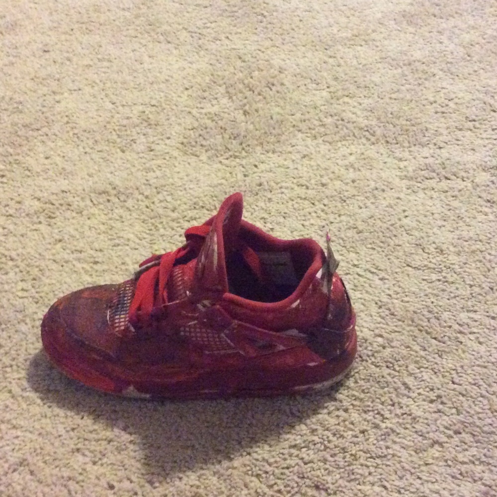 Painted jordan retro 4